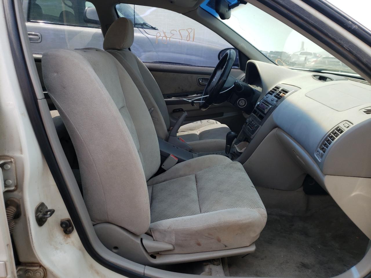 Photo 5 from auction – 2002 NISSAN MAXIMA GLE with VIN JN1DA31D32T428778