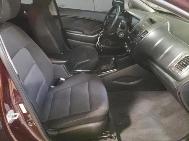Photo 5 from auction – 2017 KIA FORTE LX with VIN 3KPFK4A7XHE159814