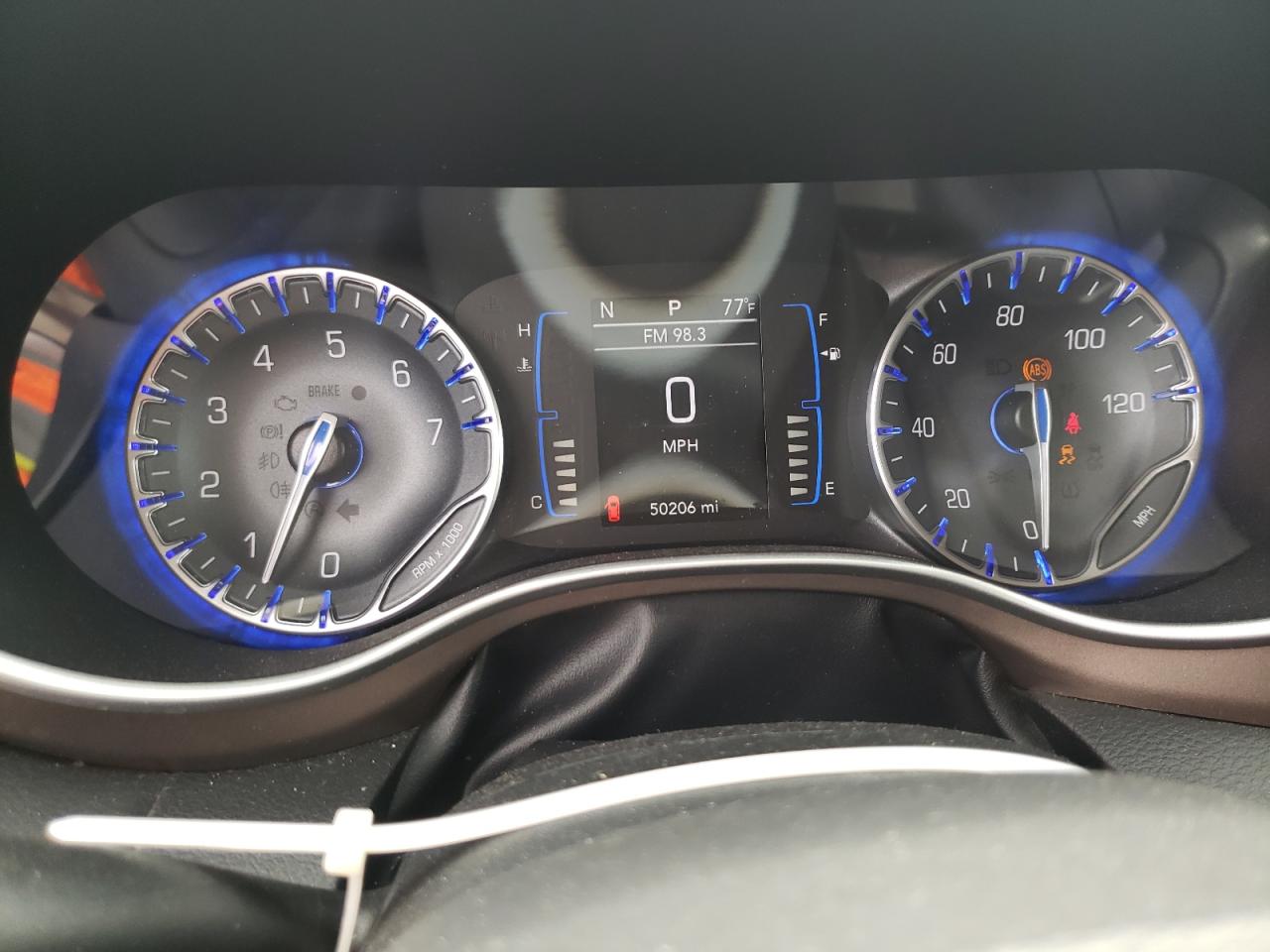 Photo 8 from auction – 2018 CHRYSLER PACIFICA T with VIN 2C4RC1FG2JR117546