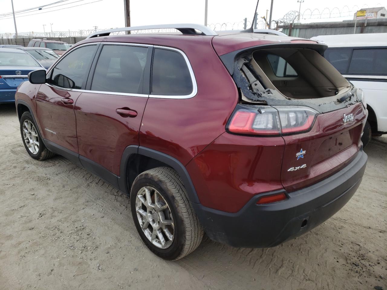 Photo 3 from auction – 2019 JEEP CHEROKEE L with VIN 1C4PJMCB7KD254851