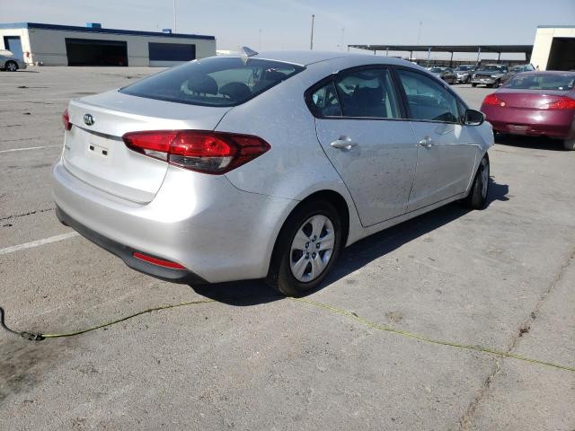 Photo 4 from auction – 2017 KIA FORTE LX with VIN 3KPFK4A71HE080984