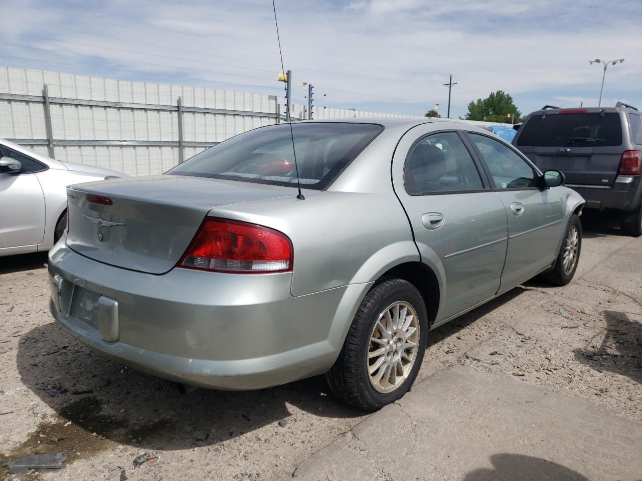 Photo 4 from auction – 2005 CHRYSLER SEBRING with VIN 1C3EL46X75N548942
