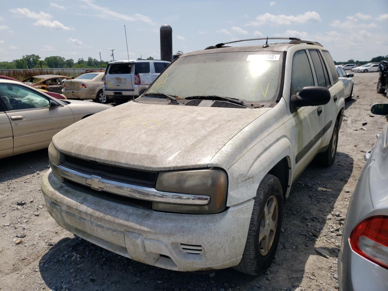 Photo 2 from auction – 2005 CHEVROLET TRAILBLAZE with VIN 1GNDS13S252124787