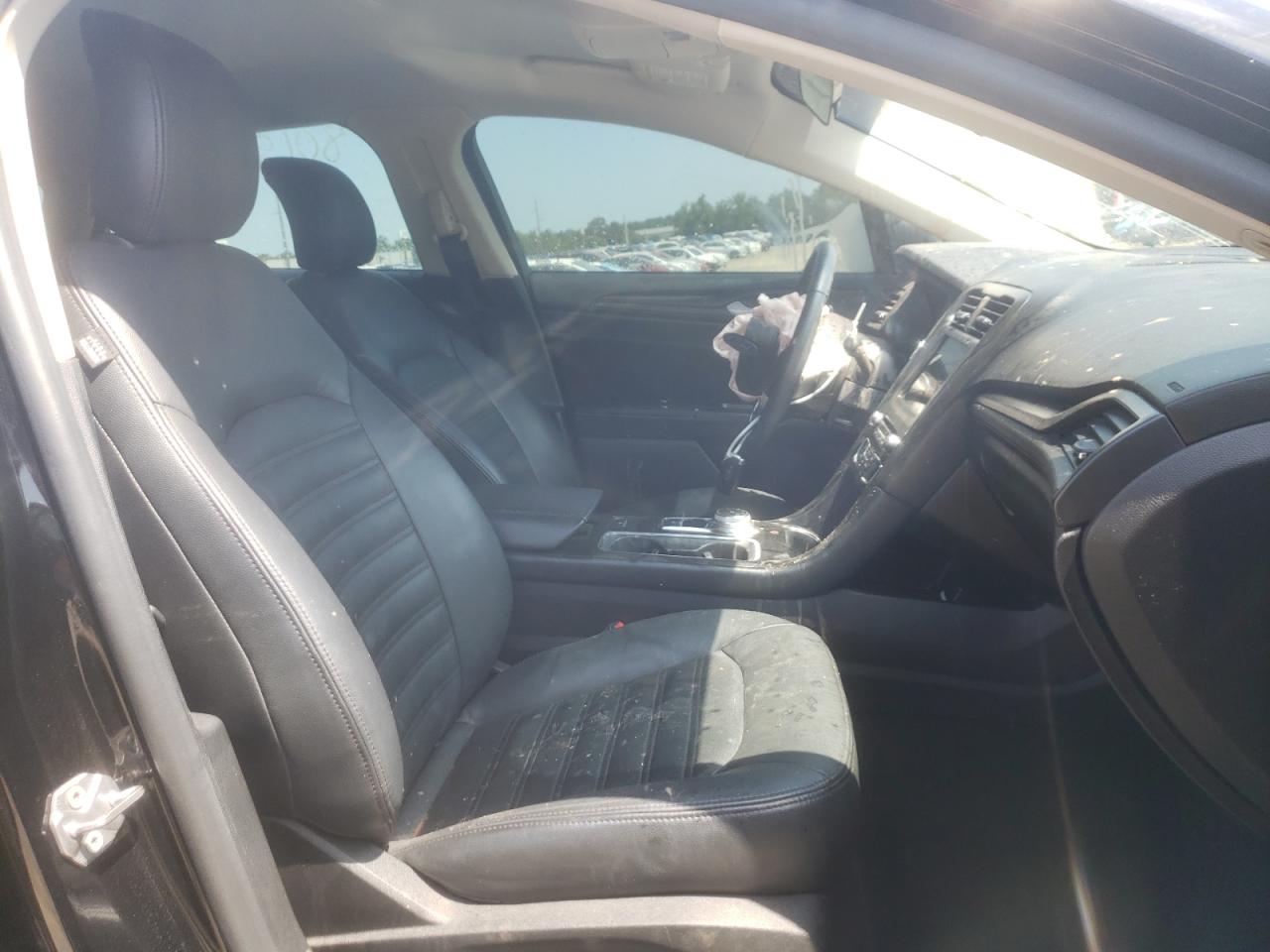 Photo 5 from auction – 2018 FORD FUSION SE with VIN 3FA6P0HD6JR258981