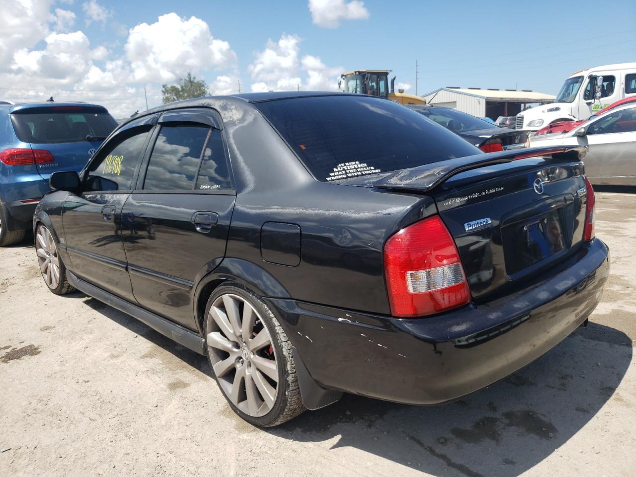 Zdjęcie 3 z aukcji – 2001 MAZDA PROTEGE LX z VIN JM1BJ225010446788