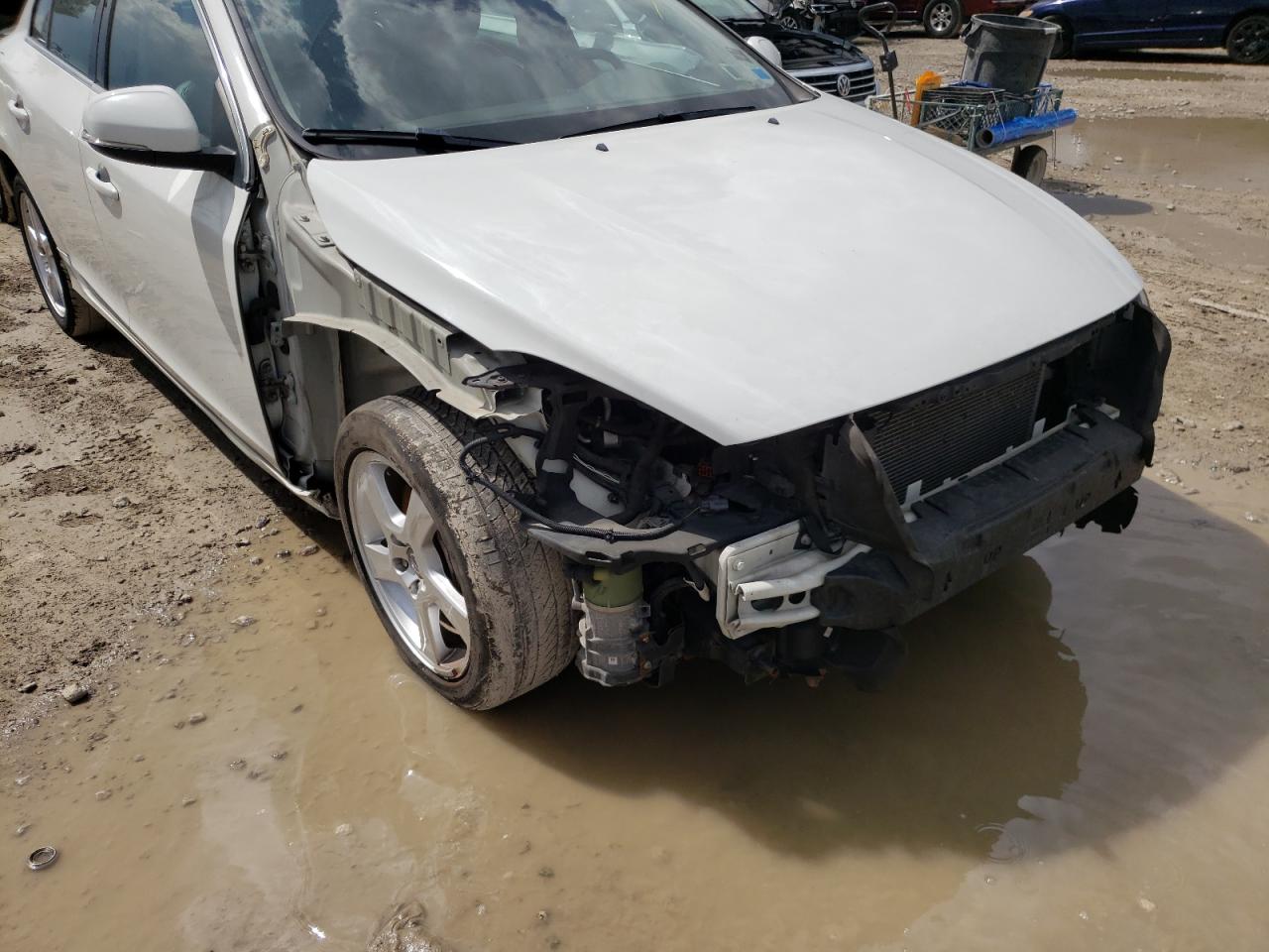 Photo 9 from auction – 2012 VOLVO S60 T5 with VIN YV1622FSXC2026469
