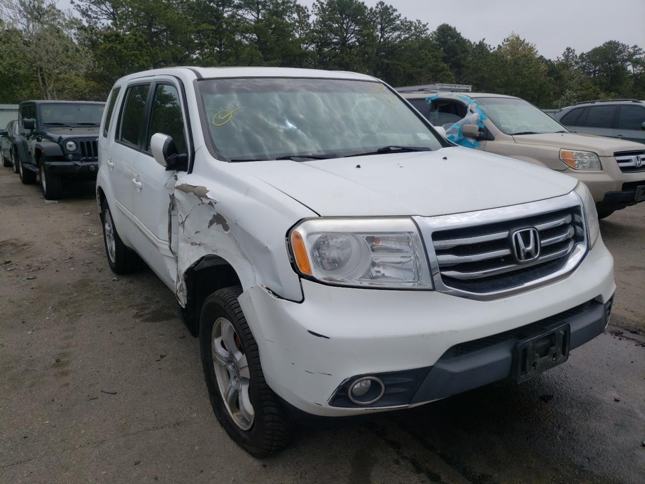 HONDA PILOT EXL 2012 with VIN 5FNYF4H52CB077175 - Photo from auction