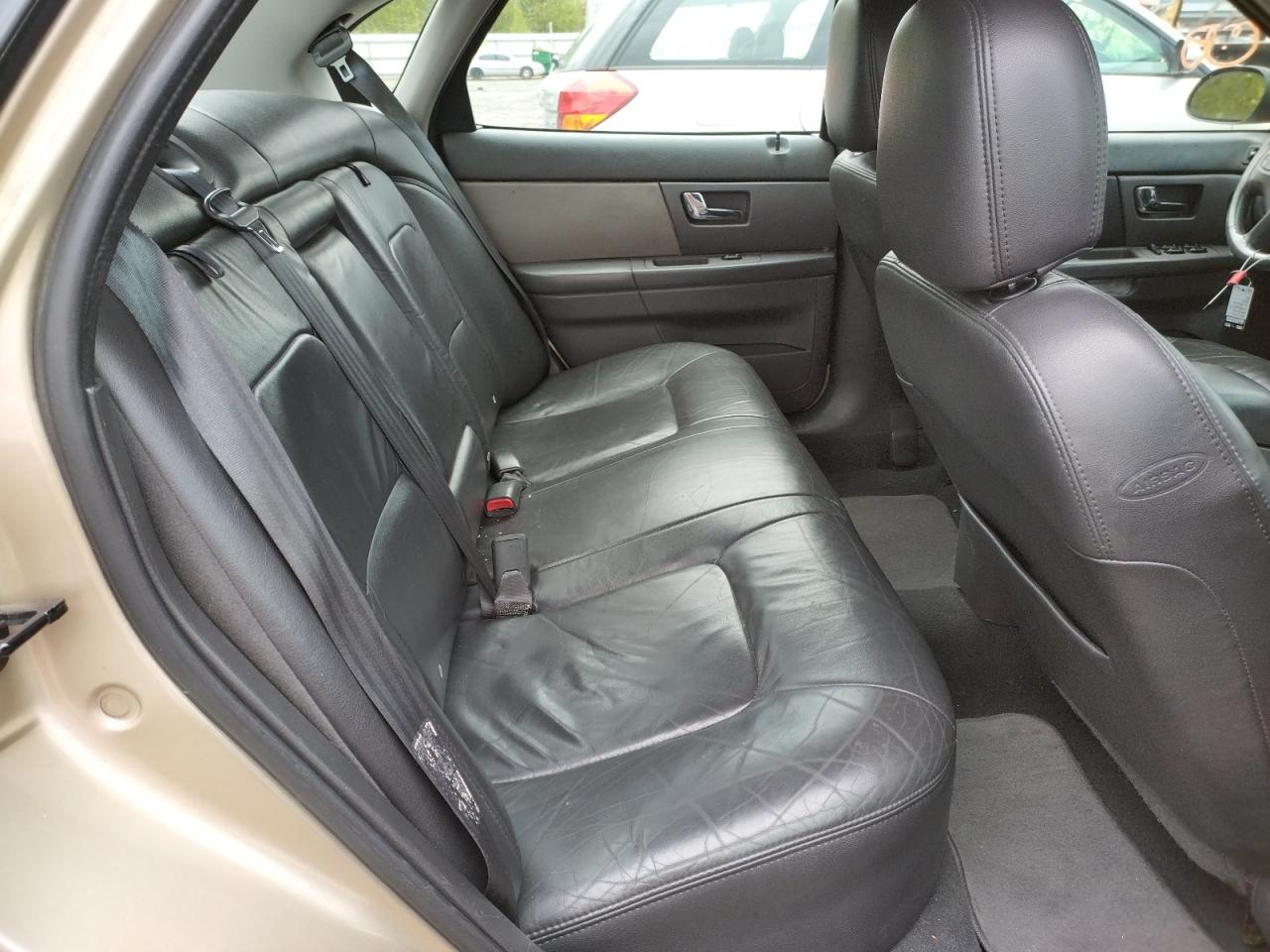 Photo 16 from auction – 2001 FORD TAURUS SEL with VIN 1FAHP56S91G279614