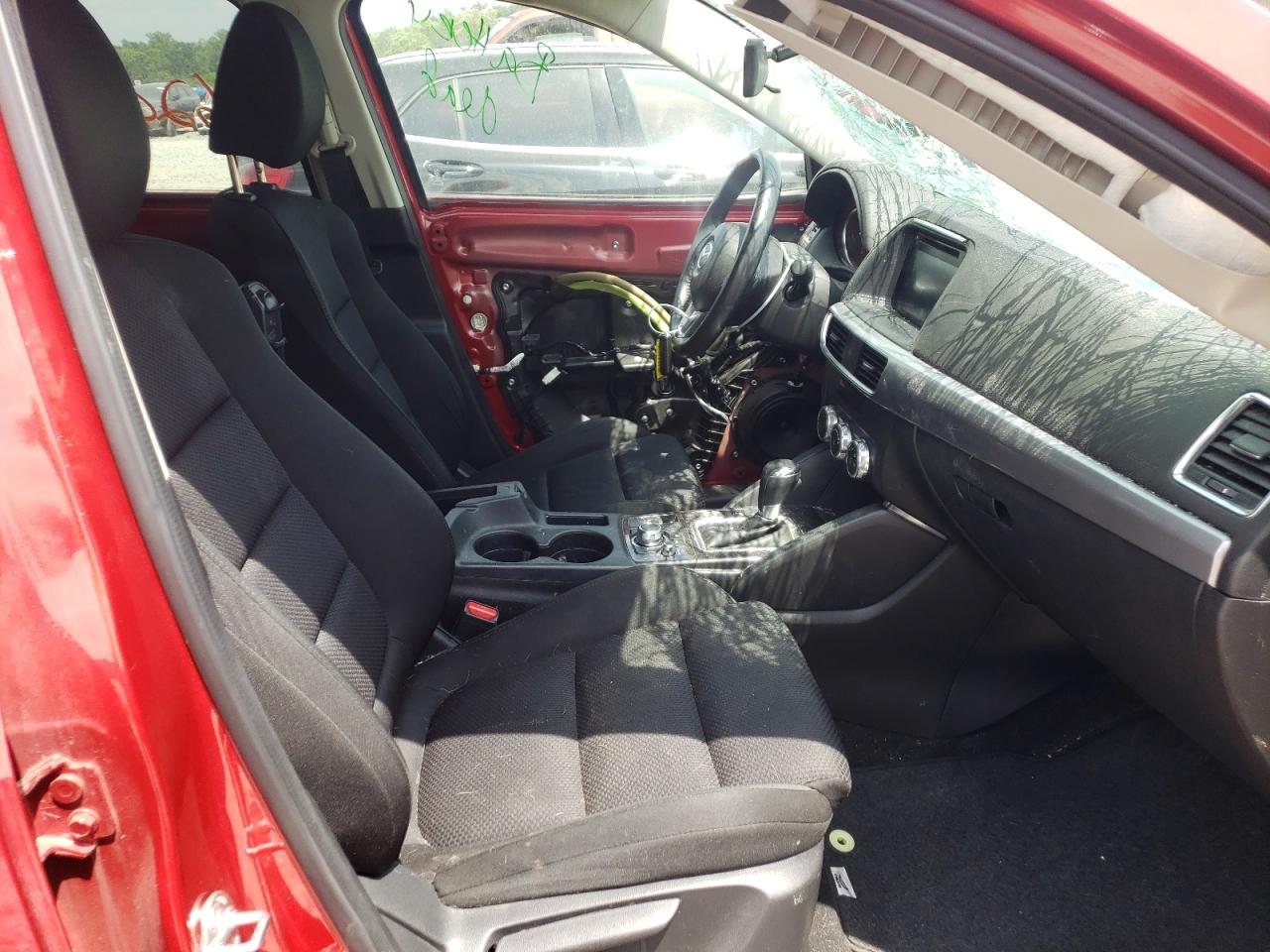 Photo 5 from auction – 2016 MAZDA CX-5 TOURI with VIN JM3KE2CY6G0619730