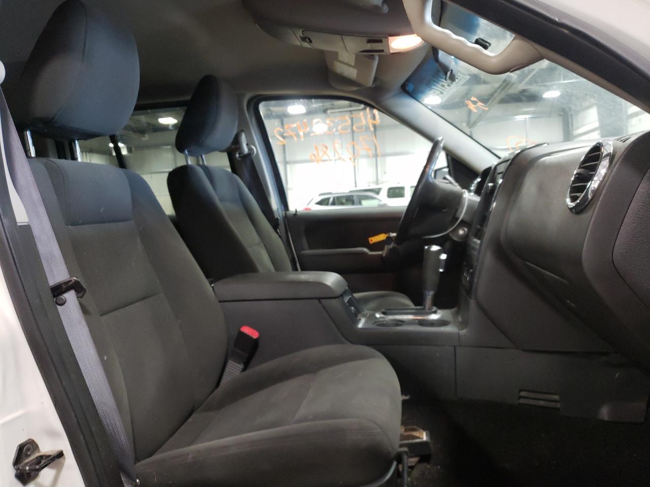 صورة رقم 5 من المزاد - 2009 FORD EXPLORER X مع VIN 1FMEU73E29UA16129