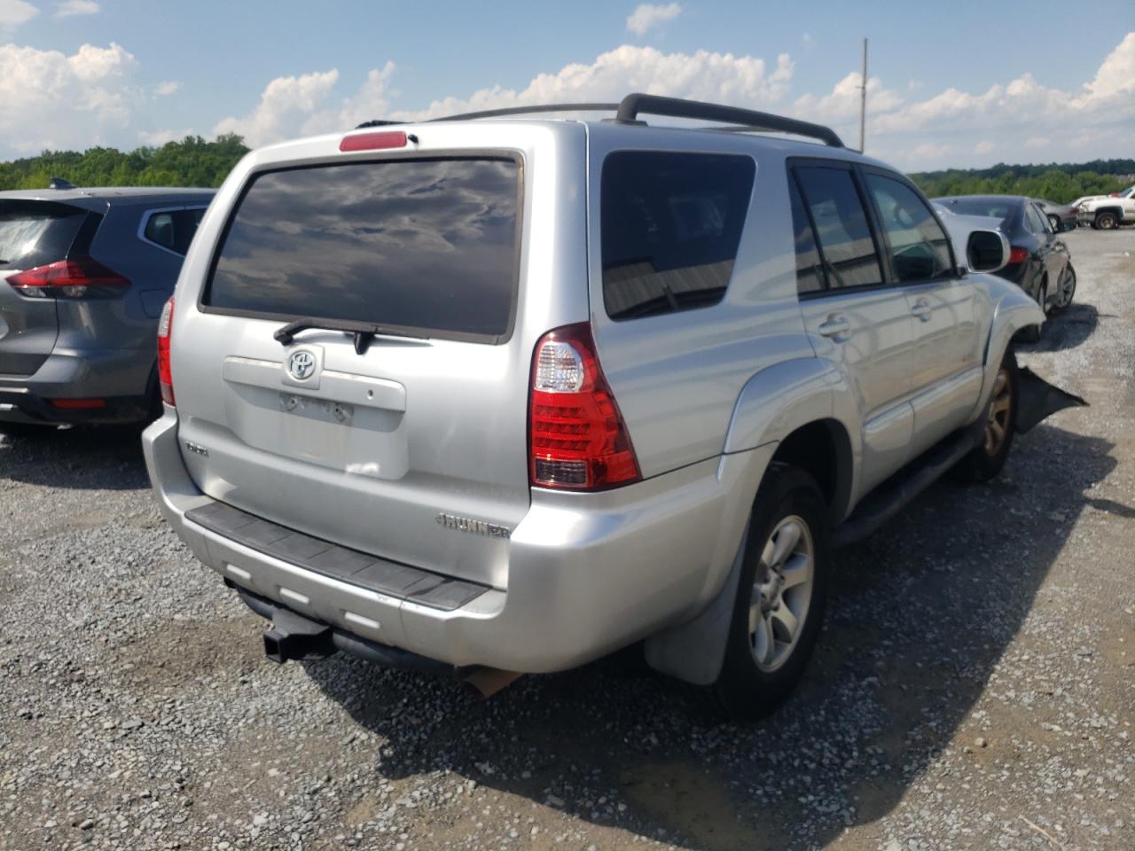 Photo 4 from auction – 2007 TOYOTA 4RUNNER SR with VIN JTEZU14R178090048