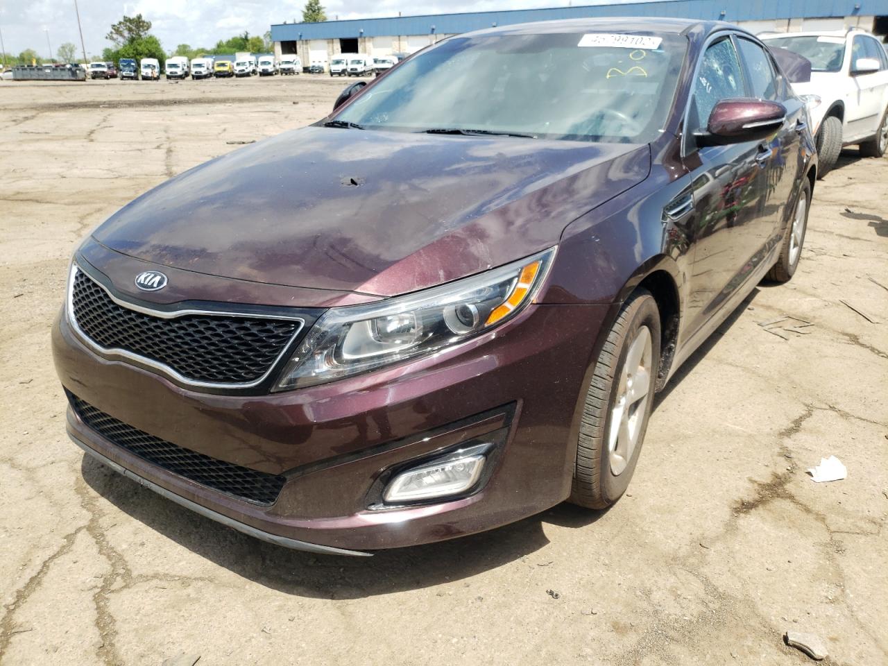 Photo 2 from auction – 2015 KIA OPTIMA LX with VIN 5XXGM4A79FG394319