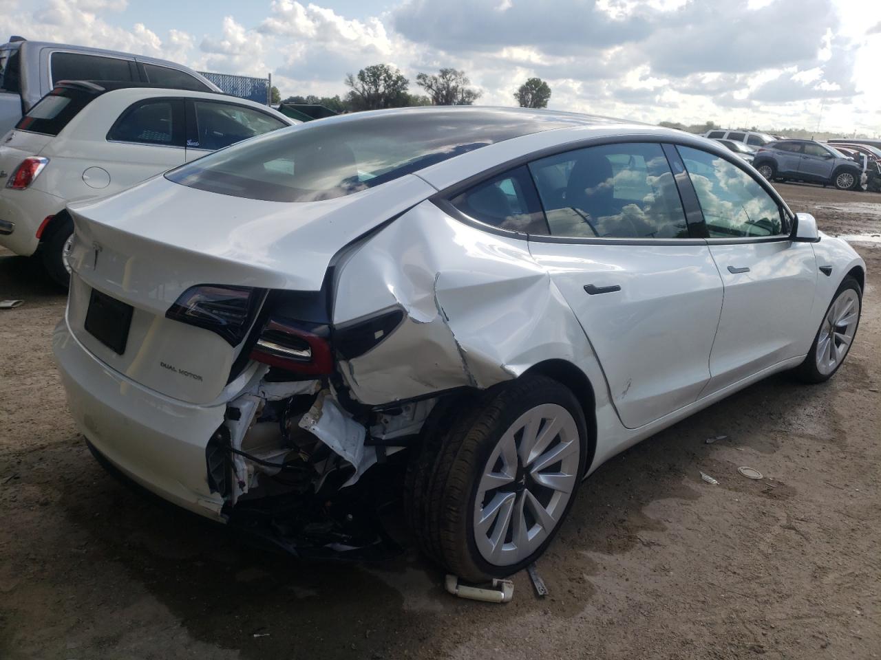 Photo 4 from auction – 2021 TESLA MODEL 3 with VIN 5YJ3E1EB6NF112907