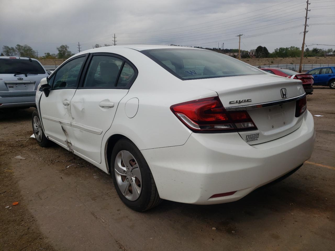 Photo 14 from auction – 2014 HONDA CIVIC LX with VIN 19XFB2F5XEE006194