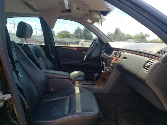 Photo 5 from auction – 2002 MERCEDES-BENZ E 320 4MAT with VIN WDBJF82J32X063741