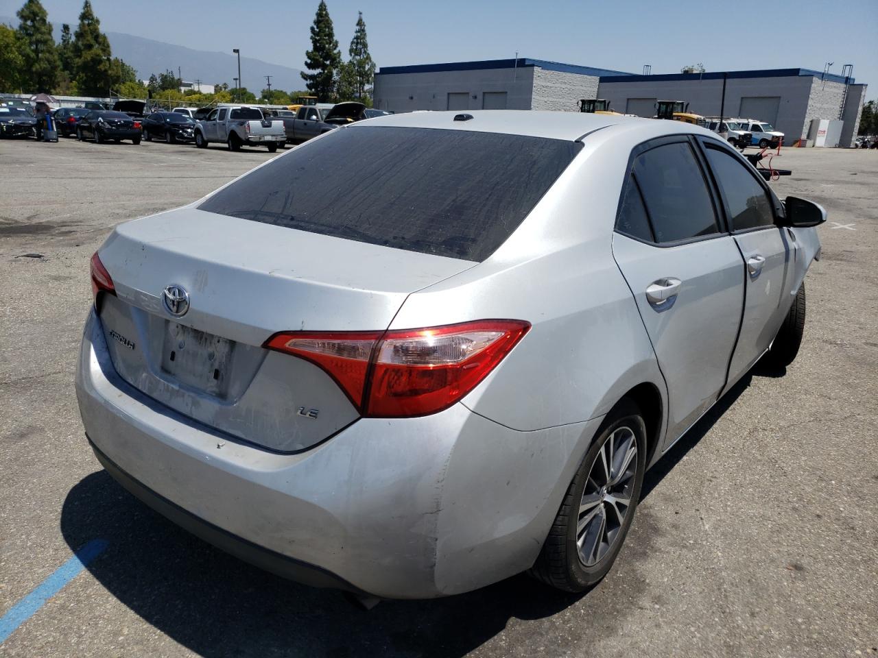 Photo 4 from auction – 2017 TOYOTA COROLLA L with VIN 5YFBURHE6HP611301
