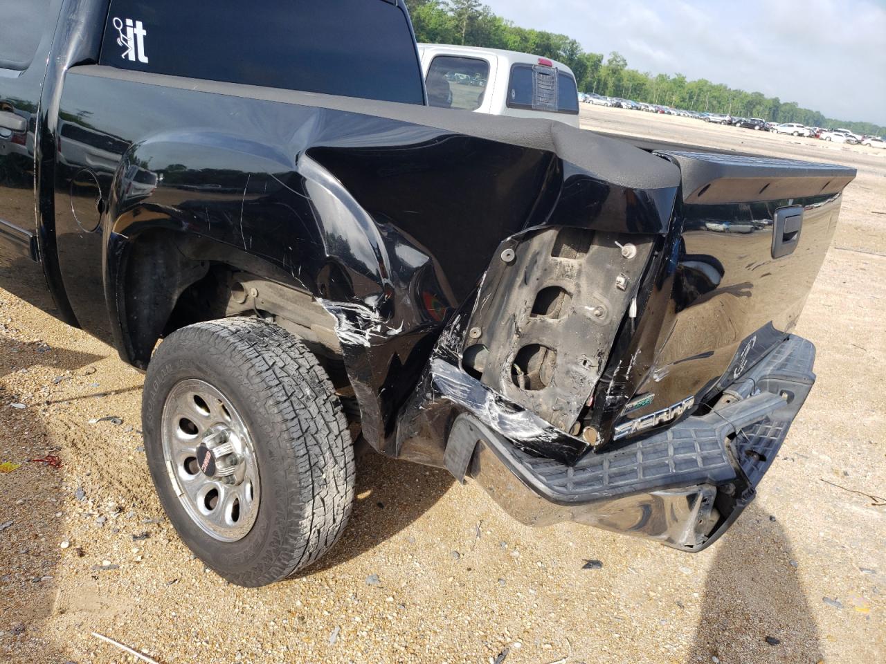 Photo 9 from auction – 2010 GMC SIERRA C15 with VIN 3GTRCUEA8AG181997