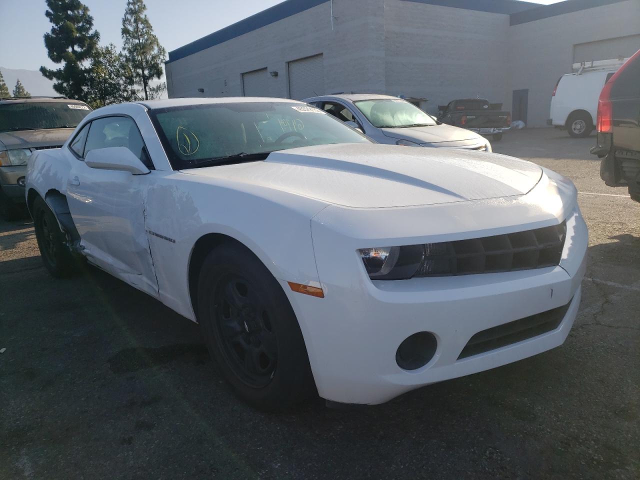 CHEVROLET CAMARO LS 2013 with VIN 2G1FE1E32D9246508 - Photo from auction