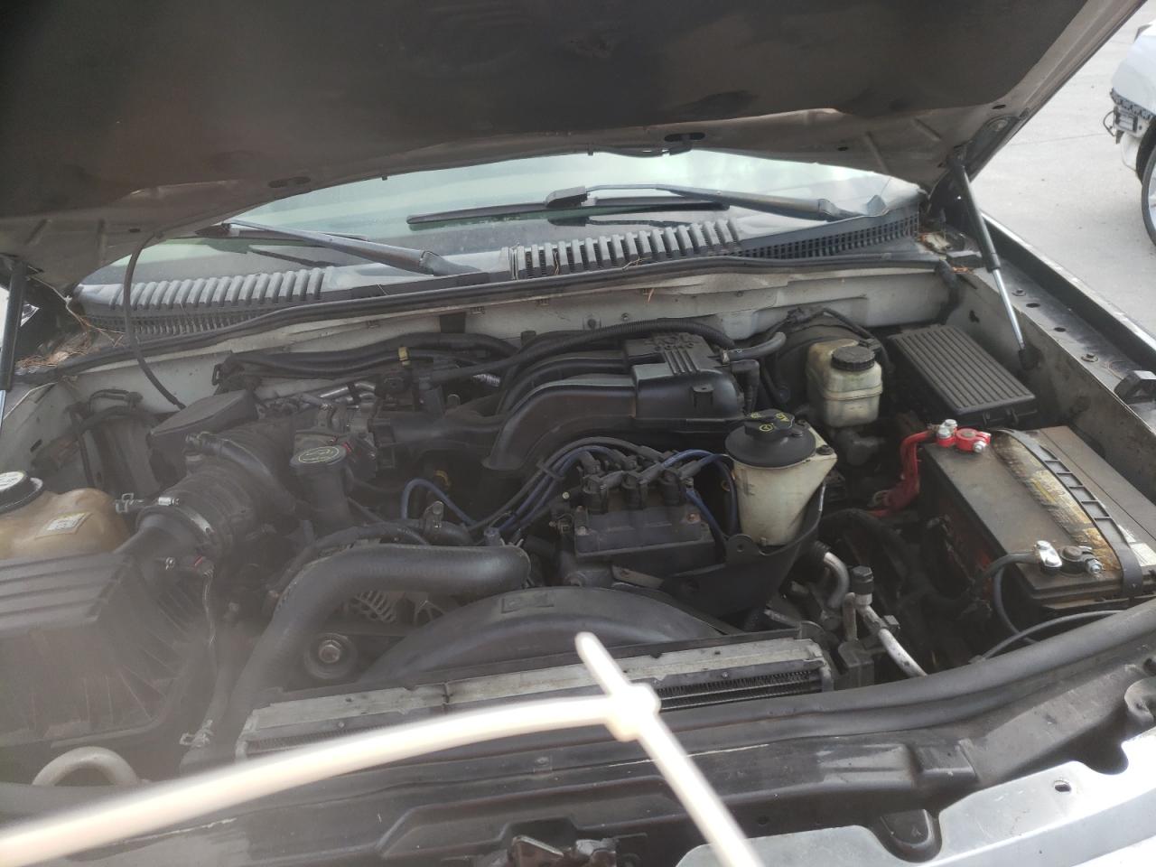 Photo 7 from auction – 2005 MERCURY MOUNTAINEE with VIN 4M2ZU66K95UJ00941