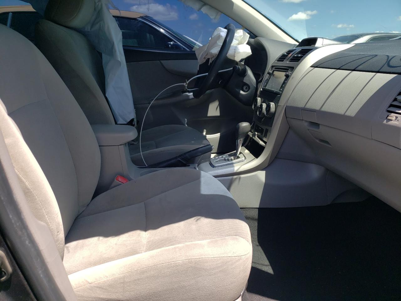 Photo 5 from auction – 2013 TOYOTA COROLLA BA with VIN 2T1BU4EE9DC047855