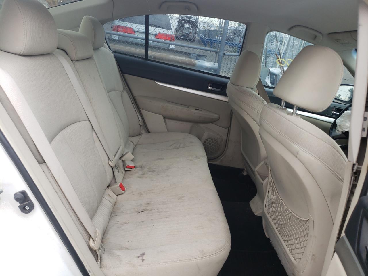 Photo 6 from auction – 2011 SUBARU LEGACY 2.5 with VIN 4S3BMCC68B3211401
