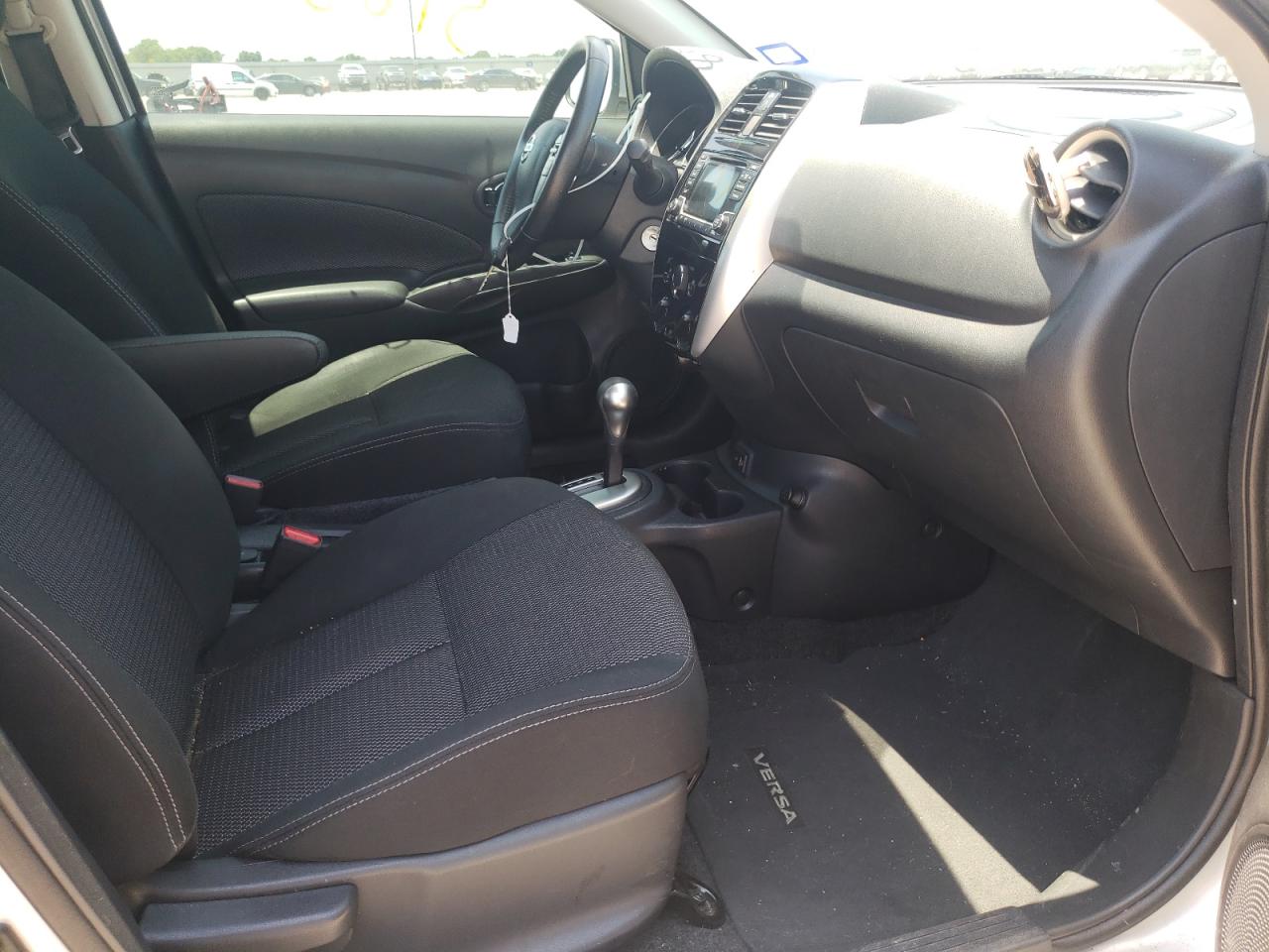 Photo 5 from auction – 2017 NISSAN VERSA S with VIN 3N1CN7AP4HL858981