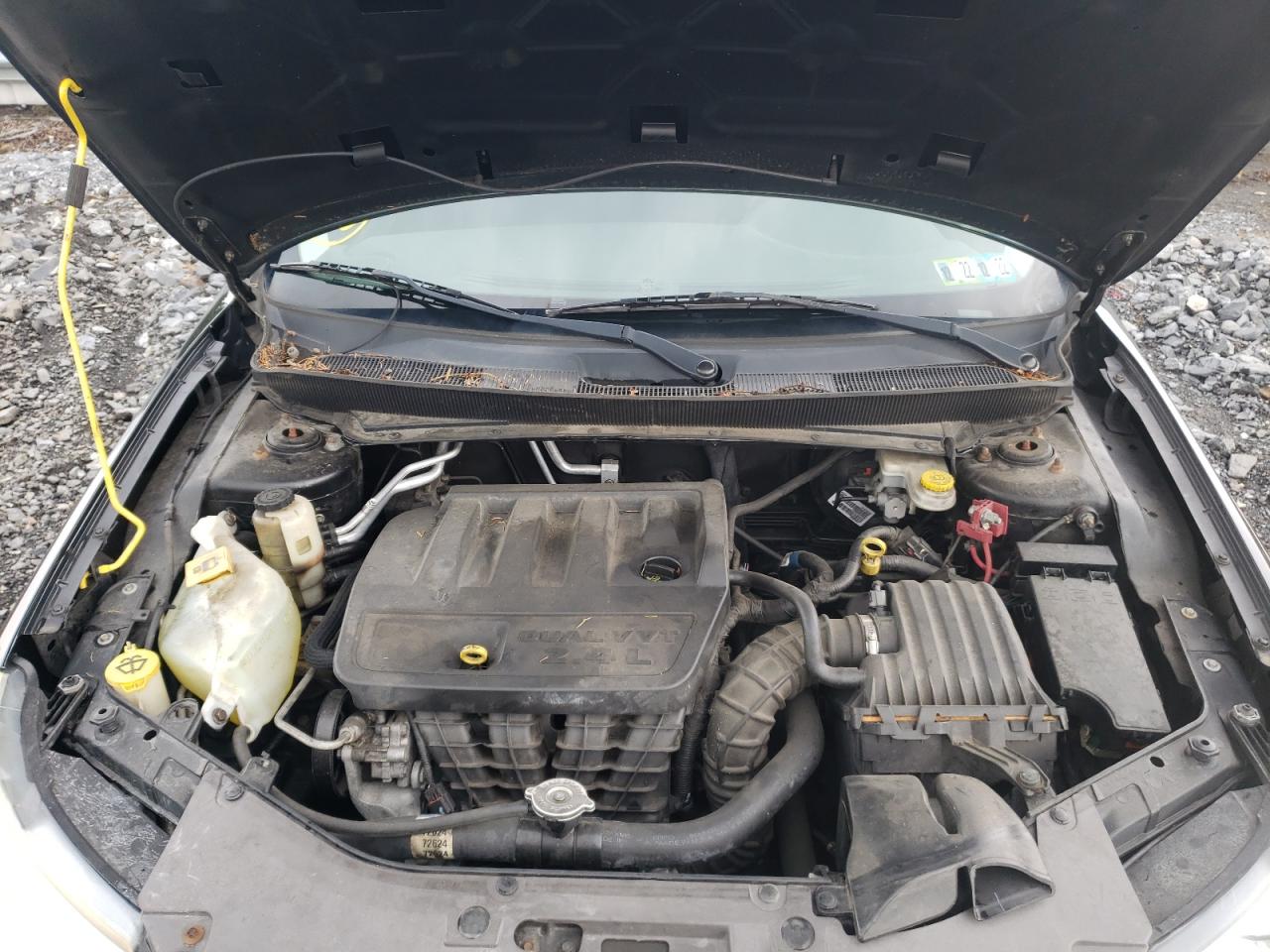 Photo 7 from auction – 2010 CHRYSLER SEBRING TO with VIN 1C3CC4FB9AN213610
