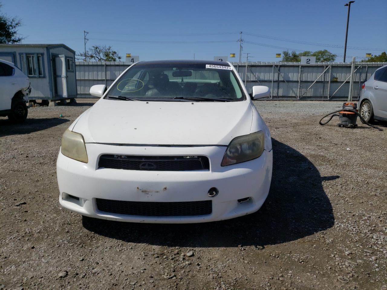 Photo 9 from auction – 2006 TOYOTA SCION TC with VIN JTKDE177460115228