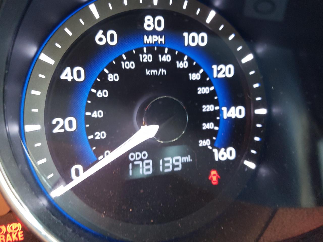 Photo 8 from auction – 2014 HYUNDAI SONATA HYB with VIN KMHEC4A4XEA113232