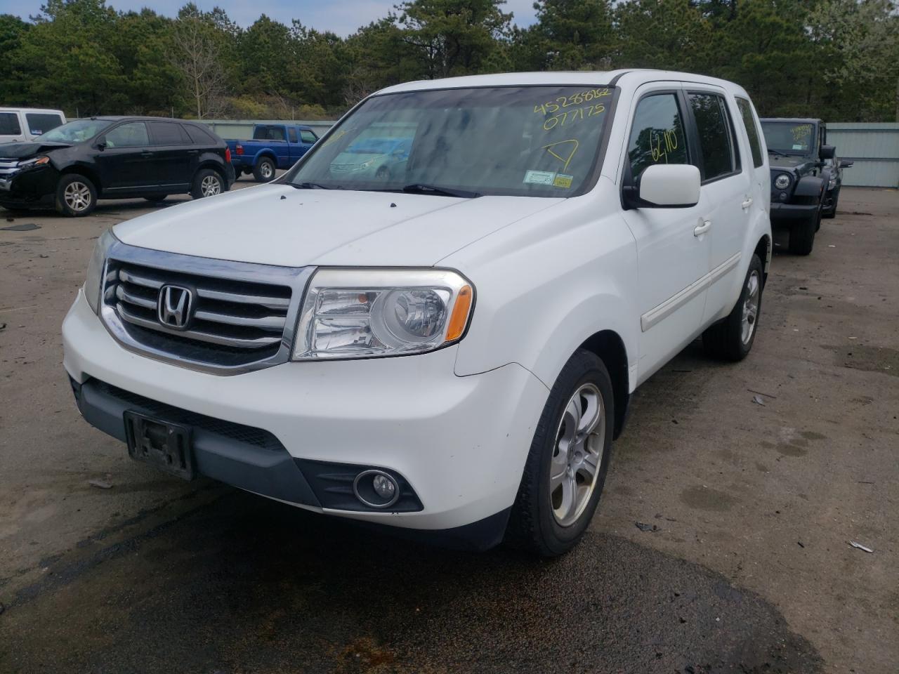 Photo 2 from auction – 2012 HONDA PILOT EXL with VIN 5FNYF4H52CB077175