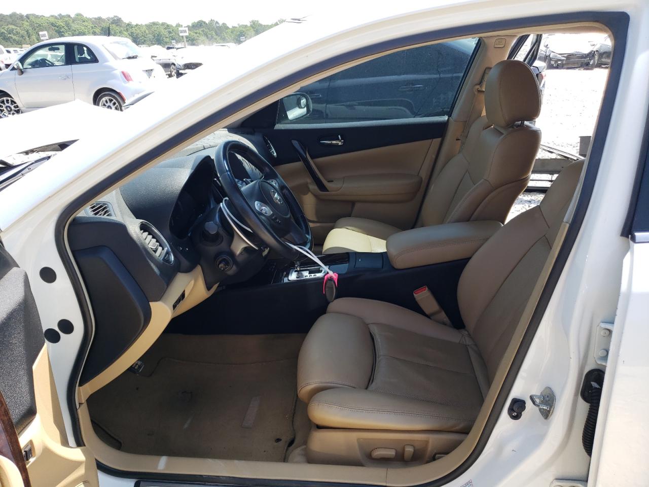Photo 5 from auction – 2011 NISSAN MAXIMA with VIN 1N4AA5AP8BC854316