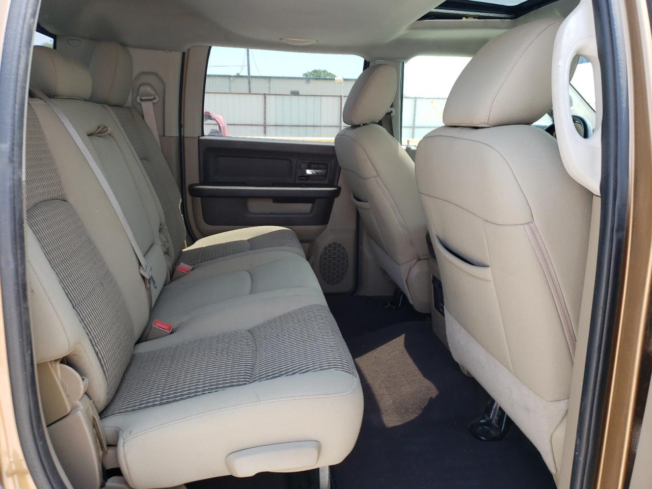 Photo 6 from auction – 2012 DODGE RAM 3500 S with VIN 3C63DRLL8CG183974