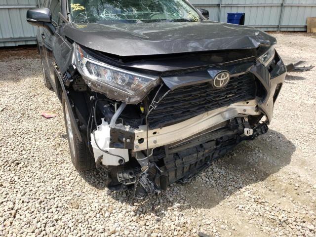 Photo 9 from auction – 2019 TOYOTA RAV4 XLE with VIN 2T3W1RFV3KW010664