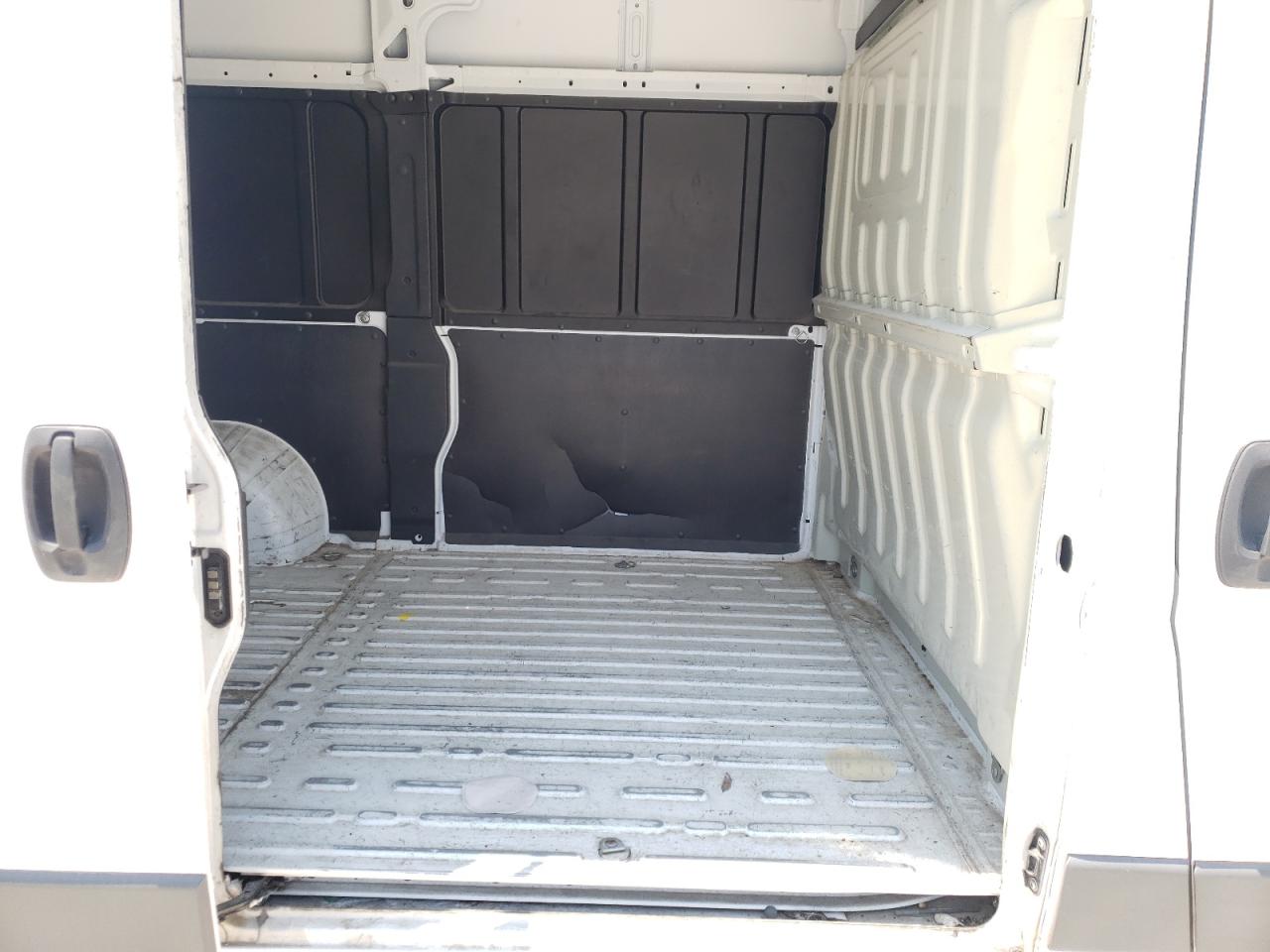 Photo 6 from auction – 2018 RAM PROMASTER with VIN 3C6TRVBG3JE139081
