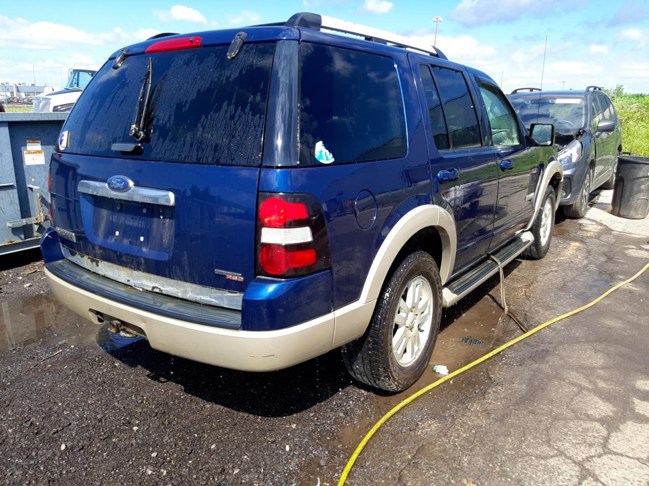 Photo 4 from auction – 2006 FORD EXPLORER E with VIN 1FMEU74E56UB12959