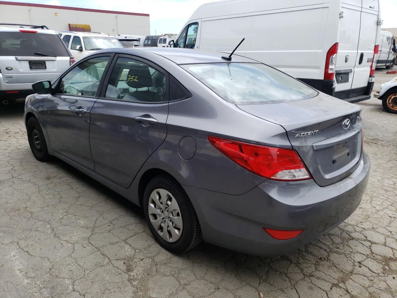 Photo 3 from auction – 2017 HYUNDAI ACCENT SE with VIN KMHCT4AE7HU183354