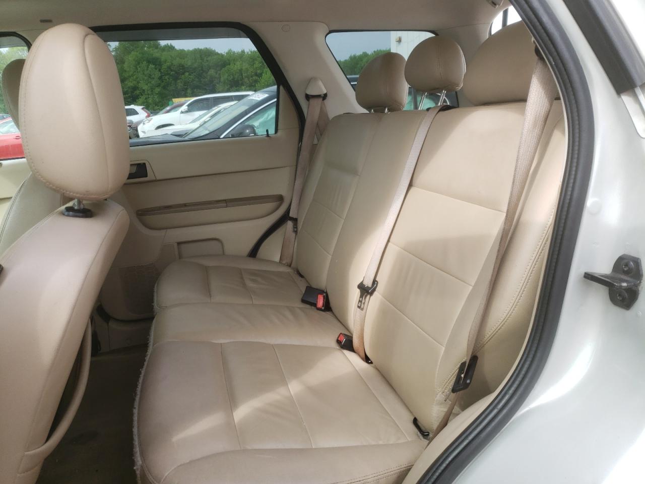 Photo 6 from auction – 2008 FORD ESCAPE XLT with VIN 1FMCU93128KB28181