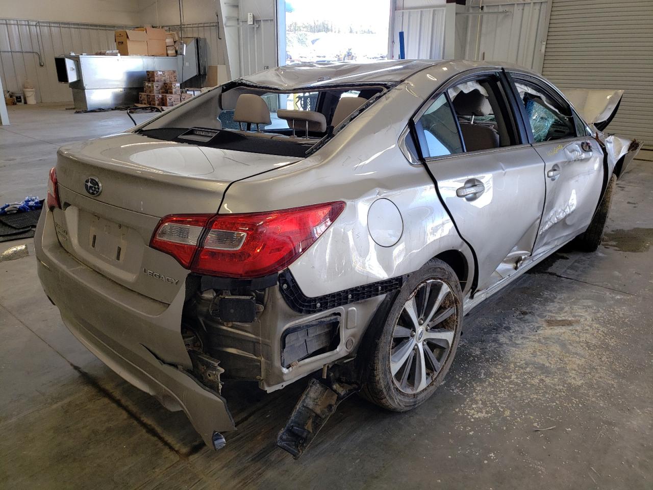 Photo 4 from auction – 2015 SUBARU LEGACY 2.5 with VIN 4S3BNBL69F3007526
