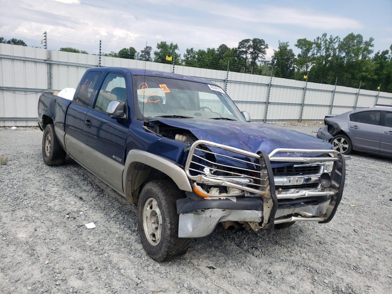 CHEVROLET SILVERADO 2002 with VIN 2GCEK19T321123091 - Photo from auction