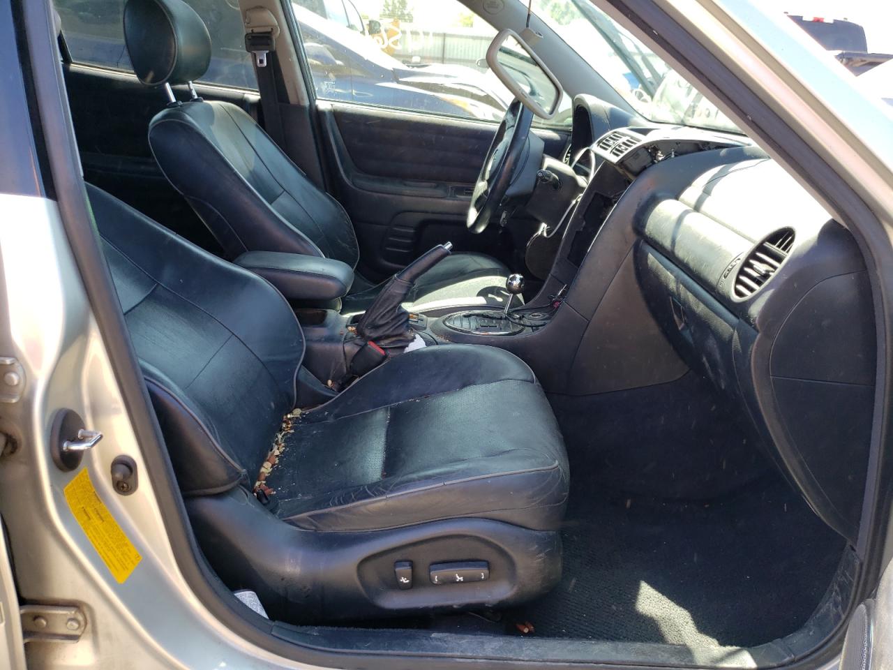 Photo 5 from auction – 2002 LEXUS IS 300 with VIN JTHBD192420062624