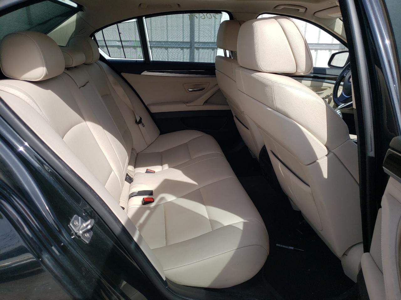 Photo 6 from auction – 2011 BMW 535 XI with VIN WBAFU7C52BC877537