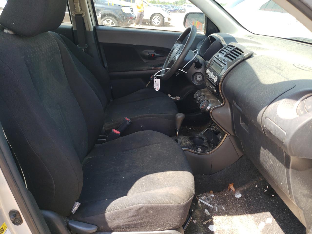 Photo 5 from auction – 2008 TOYOTA SCION XD with VIN JTKKU10438J006511