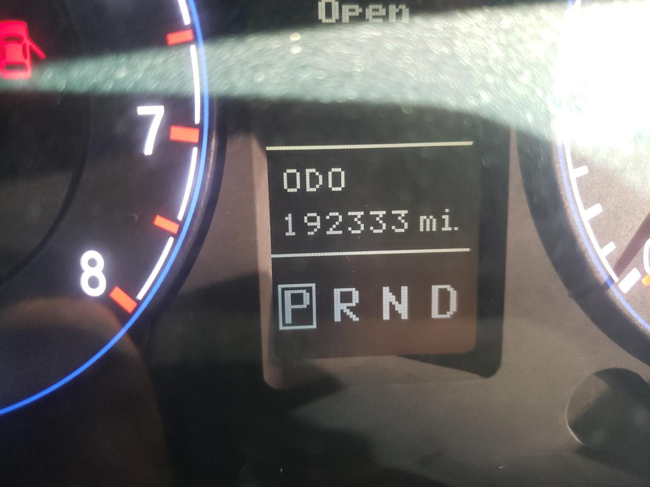 Photo 8 from auction – 2008 HYUNDAI AZERA SE with VIN KMHFC46F78A249904