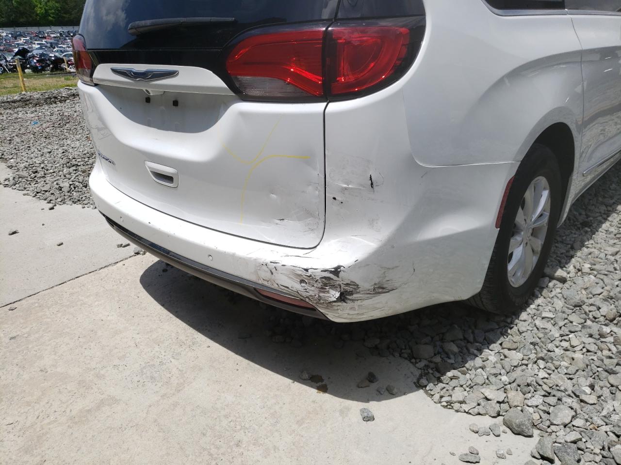 Photo 9 from auction – 2019 CHRYSLER PACIFICA T with VIN 2C4RC1BG2KR651556