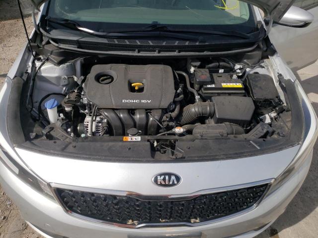 Photo 7 from auction – 2017 KIA FORTE LX with VIN 3KPFL4A78HE117509