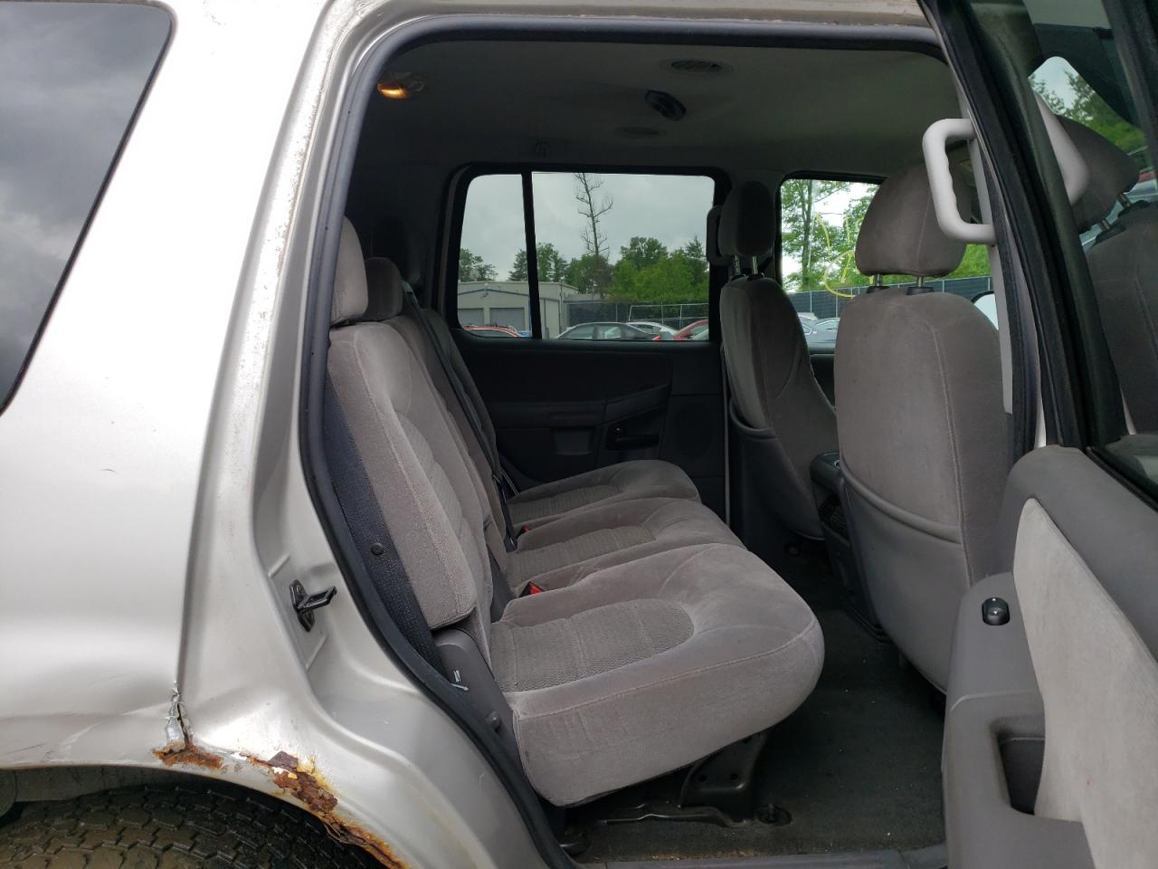 Photo 17 from auction – 2005 FORD EXPLORER X with VIN 1FMZU73K45ZA61500