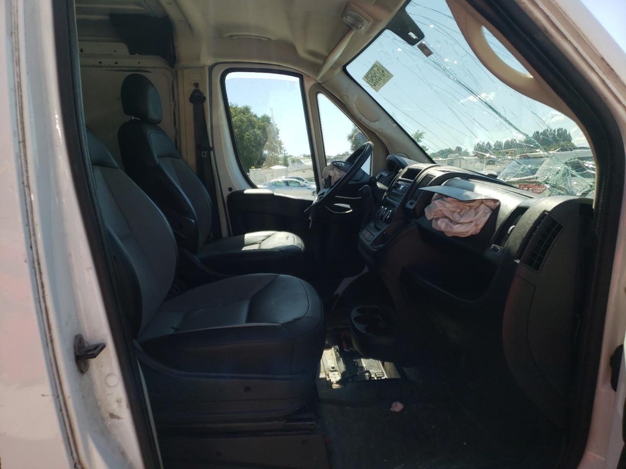 Photo 5 from auction – 2017 RAM PROMASTER with VIN 3C6TRVAGXHE540915