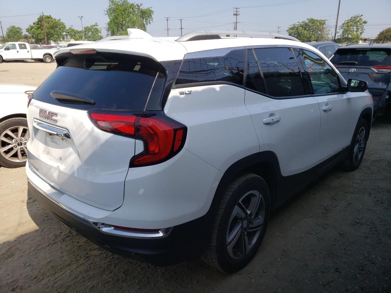 Photo 4 from auction – 2020 GMC TERRAIN SL with VIN 3GKALPEV4LL235084