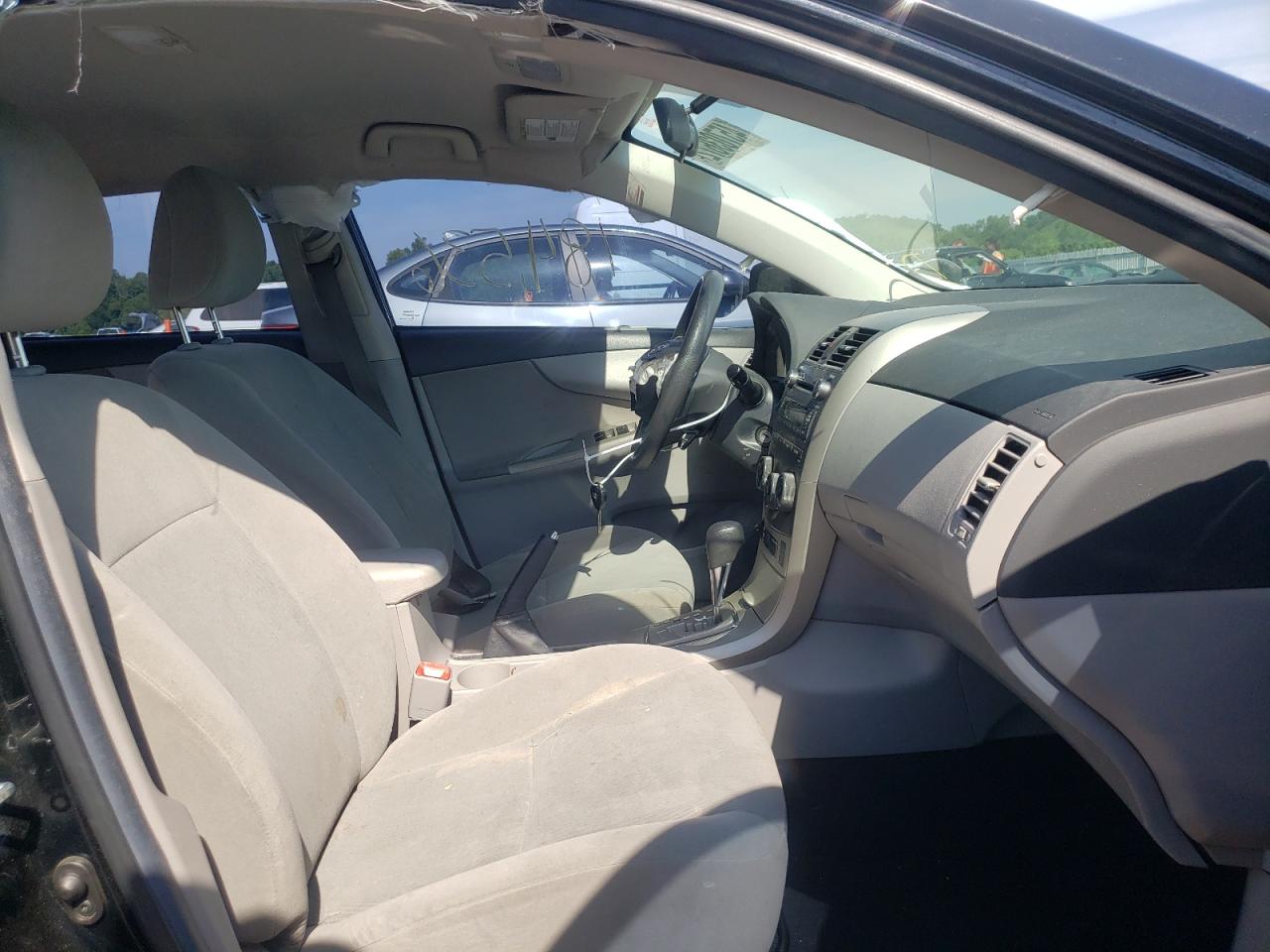 Photo 5 from auction – 2011 TOYOTA COROLLA BA with VIN 2T1BU4EE0BC661433