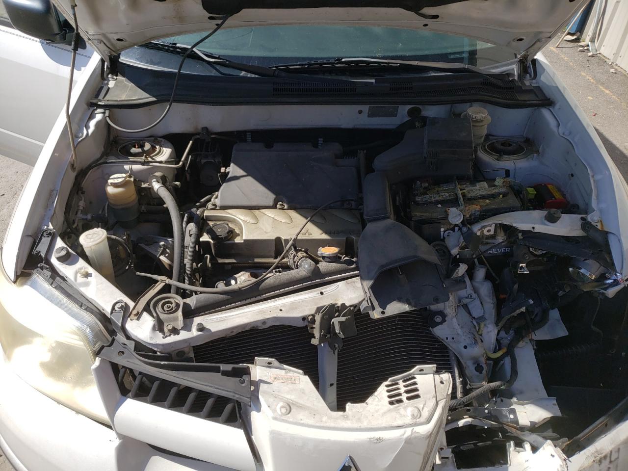 Photo 12 from auction – 2006 MITSUBISHI OUTLANDER with VIN JA4LZ31F86U017731